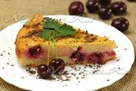 Творожная запеканка с рисом и вишней