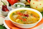 Щи из свежей капусты с помидорами и перцем