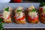 Бутерброды с сыром и помидором