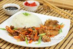 Курица с соусом терияки и овощами
