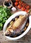 Карп с картошкой в духовке