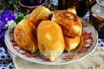 Пирожки с мясом жареные