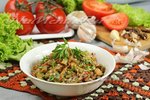 Лобио из стручковой фасоли с помидорами и луком