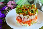 Салат с маринованными опятами