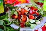 Греческий салат с фетаксой