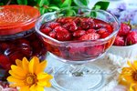Клубничное варенье с целыми ягодами