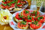 Жареные кабачки с помидорами